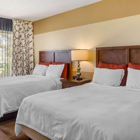Carlton Oaks Lodge, Ascend Hotel Collection Santee Eksteriør billede