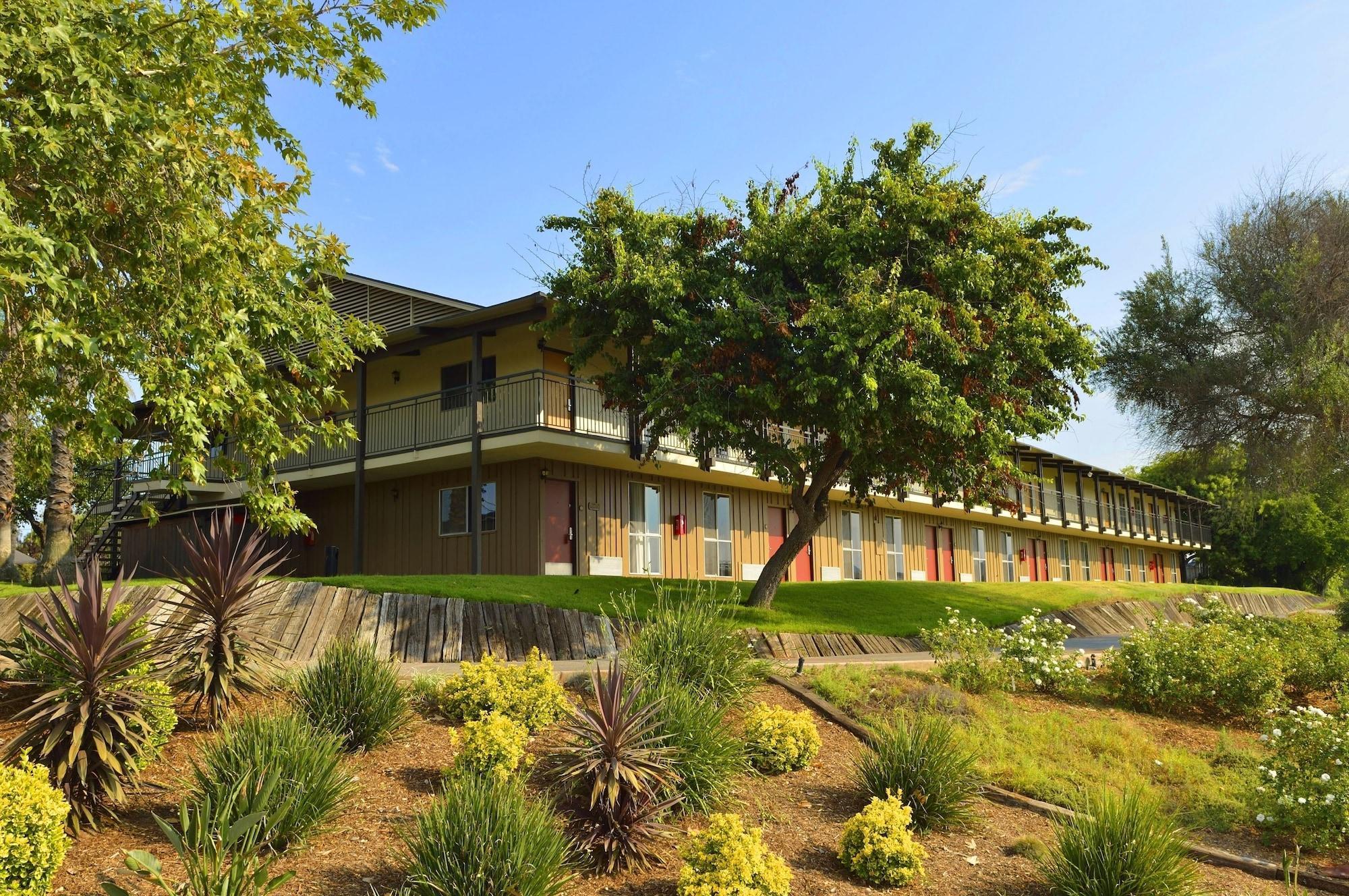 Carlton Oaks Lodge, Ascend Hotel Collection Santee Eksteriør billede